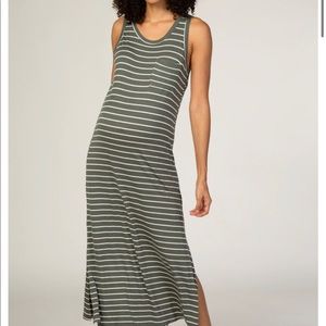 ❌SOLD❌Pink blush maternity olive striped maxi dress